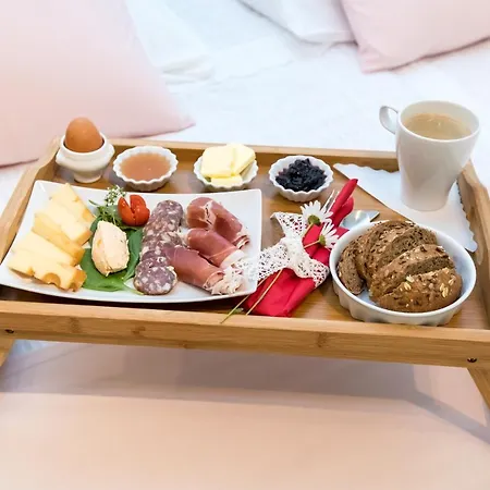 Konukevi Hisa Erlah 3*