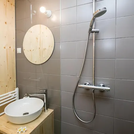 Hisa Erlah بيت ضيافة