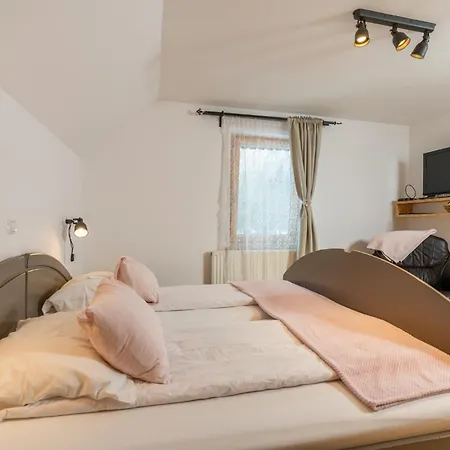 Hisa Erlah بيت ضيافة بوينج