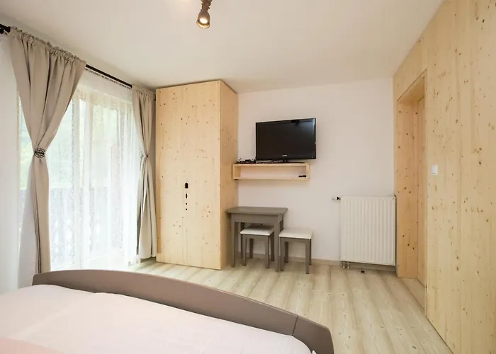 Pensionat Hisa Erlah