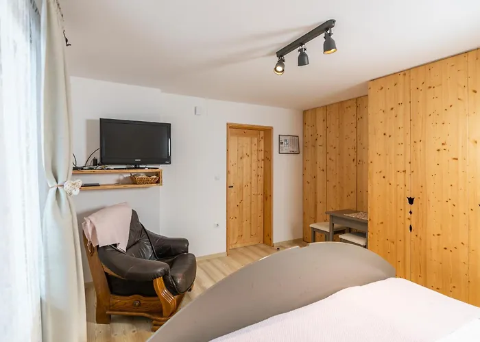 Hisa Erlah Pensionat 3*