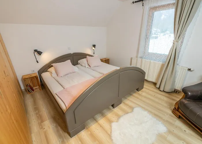 Hisa Erlah בית הארחה