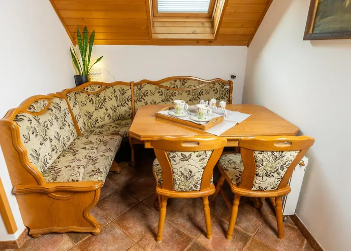 Pensionat Hisa Erlah